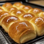 Petites Brioches au Yaourt : Moelleuses et Faciles à Réaliser